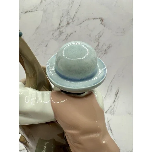 SOLD**Lladro Black Legacy Jazz Bass Band Boy Musician #5834, 10" Tall, Excellent - Picture 6 of 10